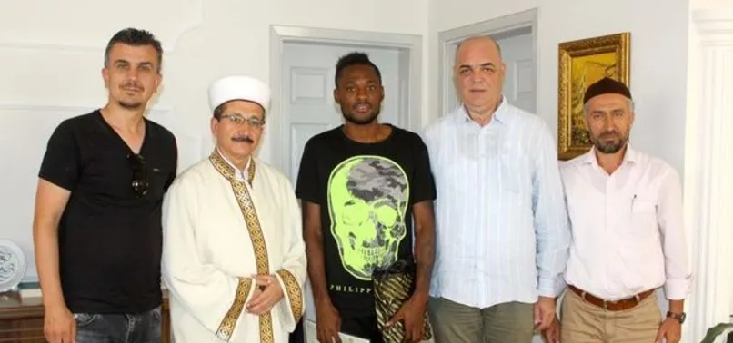 Manisasporlu Bilal: "15 yıldır Müslüman olmayı düşünüyordum"