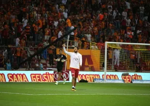 Taraftardan Selçuk'a özel tezahürat