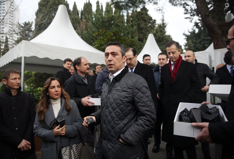 Kadıköy’de Ali Koç’a büyük tepki