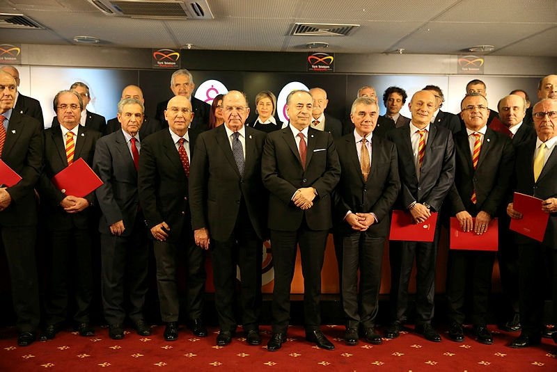 Galatasaray’da büyük kriz!