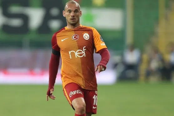 Wesley Sneijder kararını verdi