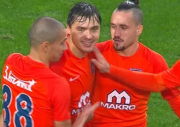 Başakşehir takibi bırakmıyor