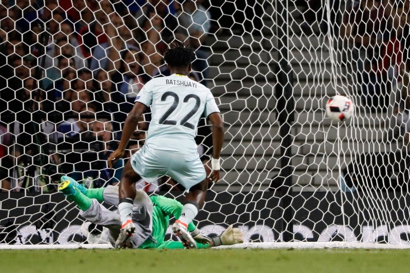 Galatasaray’a transferde büyük şok!