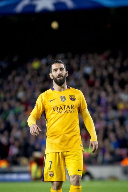 İspanya’da yine Arda Turan’a eleştiriliyor