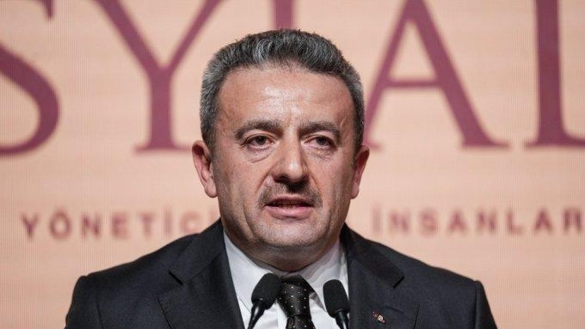 İbrahim Hatipoğlu'ndan Beşiktaş'ın paylaşımına tepki: Özür bekliyorum! İbrahim Hatipoğlu'ndan Beşiktaş'ın paylaşımına tepki: Özür bekliyorum!