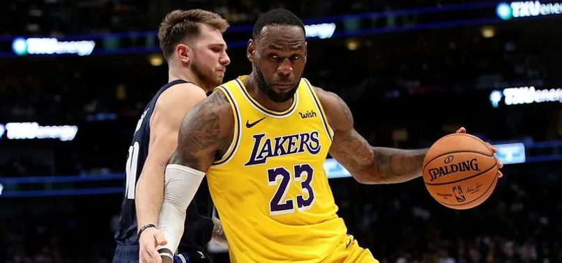 NBA'de Lakers çıkışa geçti