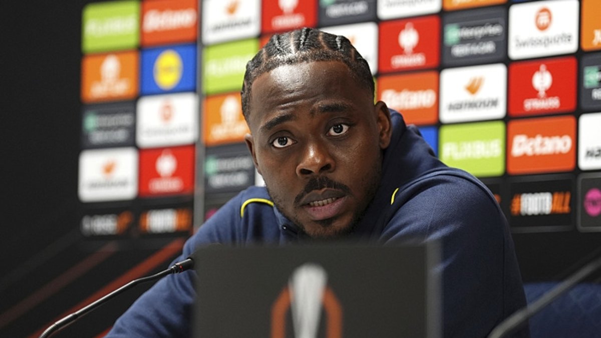TRANSFER HABERLERİ | Fenerbahçe'nin Osayi-Samuel'e tavrı net! O ücretin üstünde bir para önerilmeyecek TRANSFER HABERLERİ | Fenerbahçe'nin Osayi-Samuel'e tavrı net! O ücretin üstünde bir para önerilmeyecek