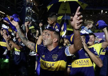 Boca şampiyon oldu! Tevez Maradona'yı...