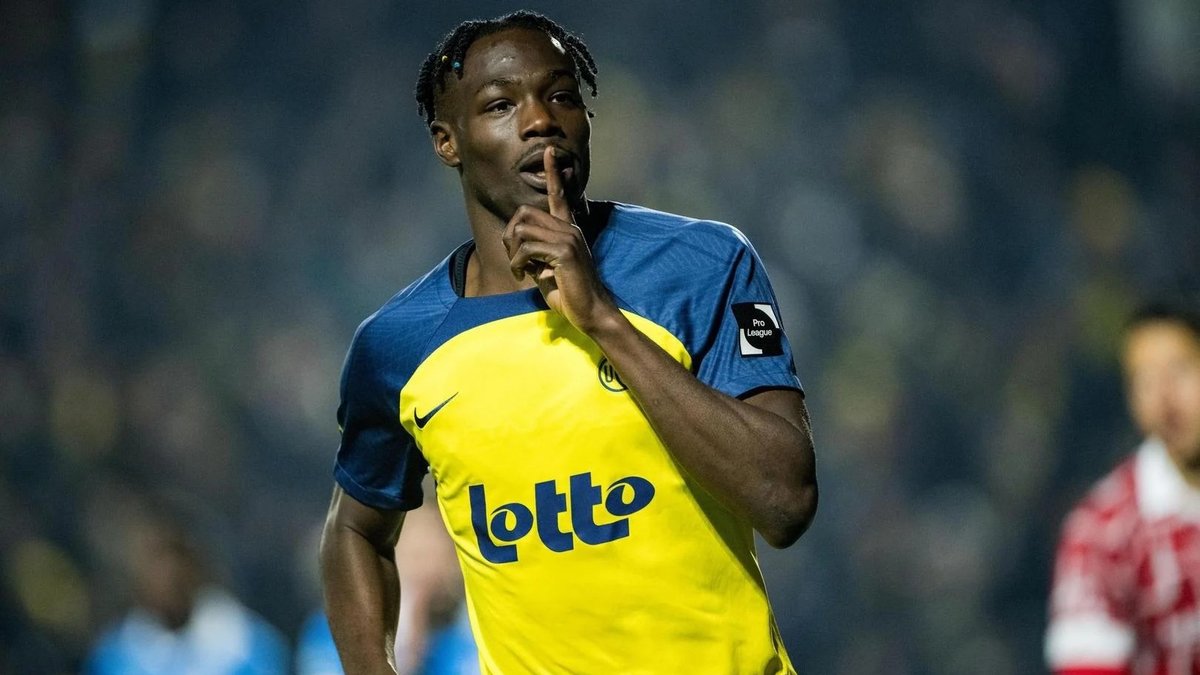 Fenerbahçe'den golcü bombası! Aradığı ismi Belçika'da buldu Fenerbahçe'den golcü bombası! Aradığı ismi Belçika'da buldu