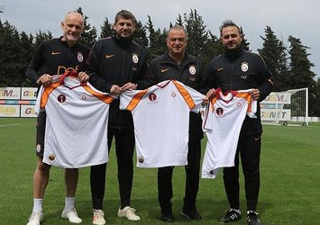 Galatasaray'da şok ayrılık!
