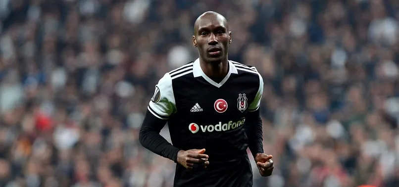 Beşiktaş'ta Atiba derbi kadrosundan çıkartıldı
