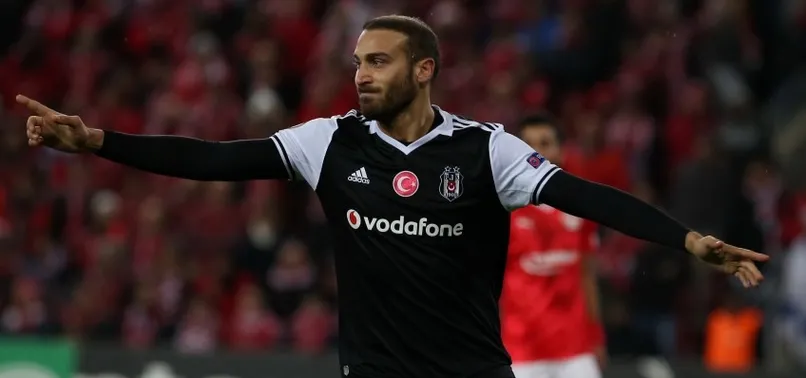 UEFA Avrupa Ligi'nde haftanın oyuncusu Cenk Tosun