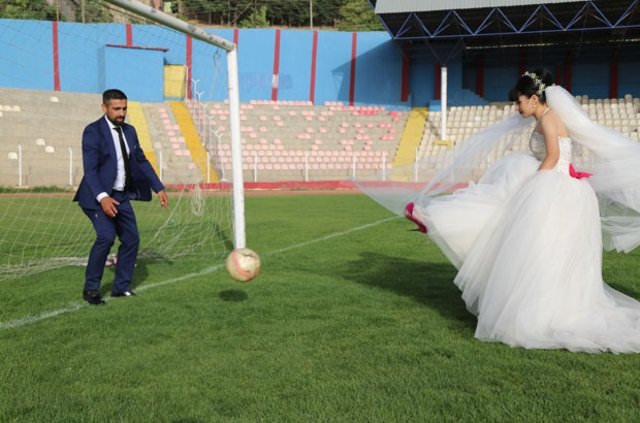 İtiraz için gitti, hakeme aşık oldu