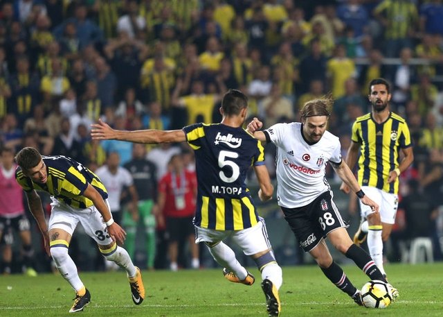 Fenerbahçe, Mehmet Topal ile yolları ayırıyor