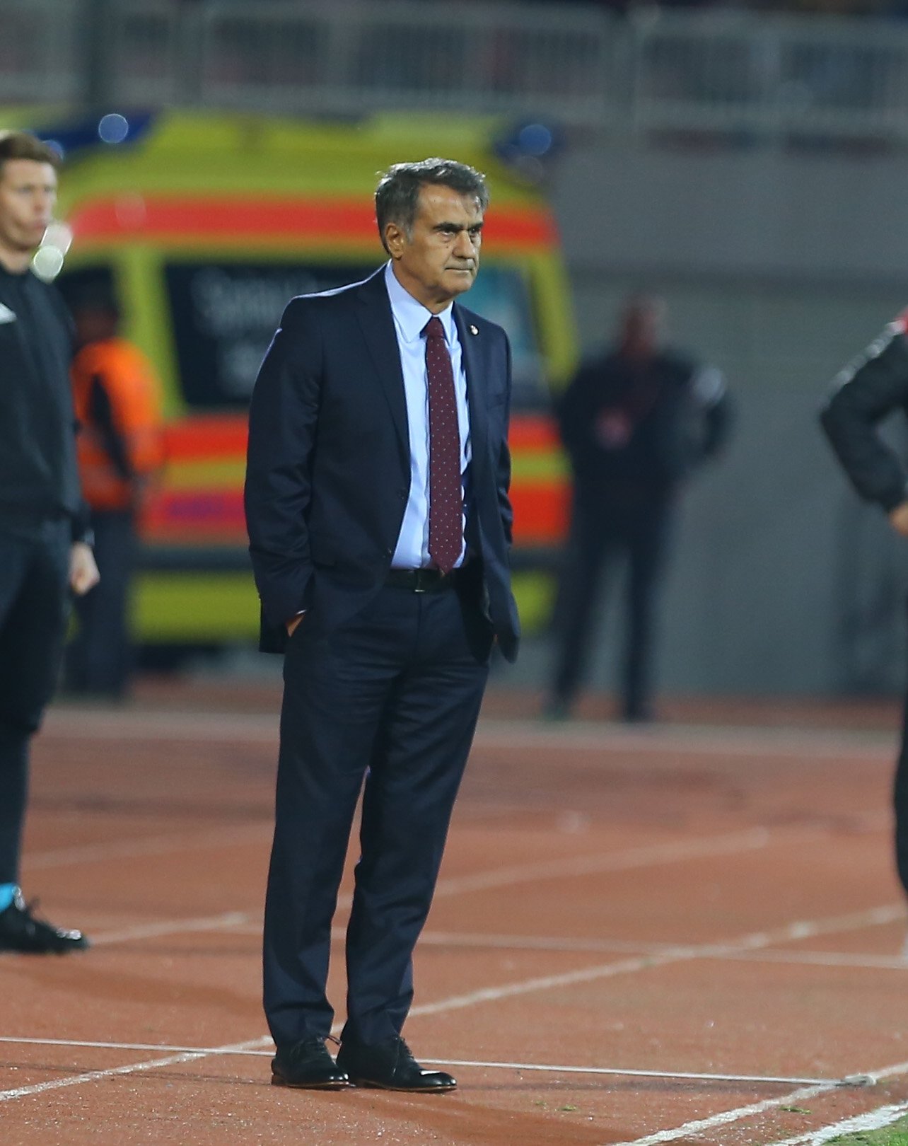 Usta yazarlar Arnavutluk - Türkiye maçını değerlendirdi!