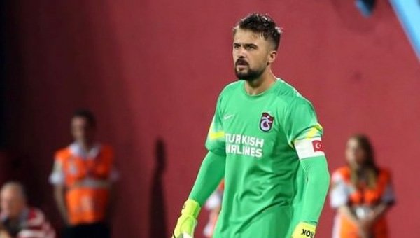 Trabzonspor’da kaleye büyük operasyon