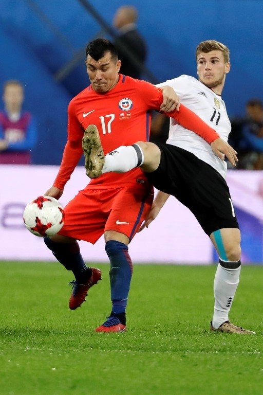 Beşiktaş’tan Gary Medel atağı