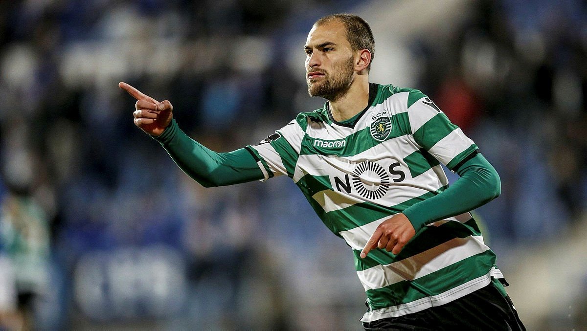 Portekiz basınına göre Bas Dost Fenerbahçe’ye imzayı attı
