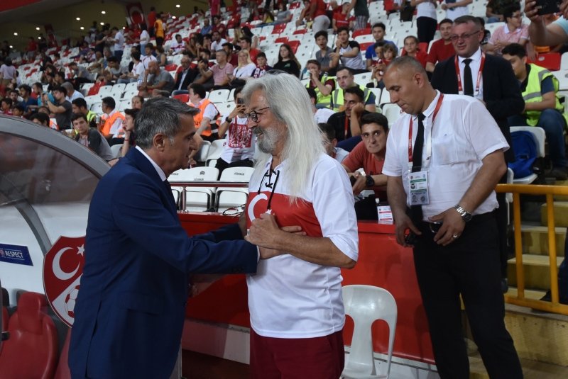 Antalya’da milli şölen!