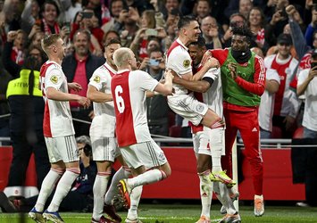 Hollanda'nın en büyüğü Ajax!