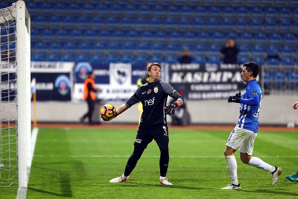 Yıldızlar karmasında hangi futbolcular olacak?
