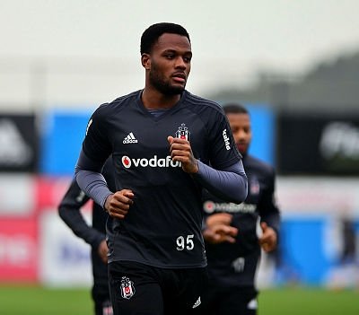Aras Bulut İynemli Beşiktaş antrenmanında!