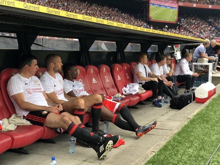 Dirk Kuyt’tan görkemli veda!