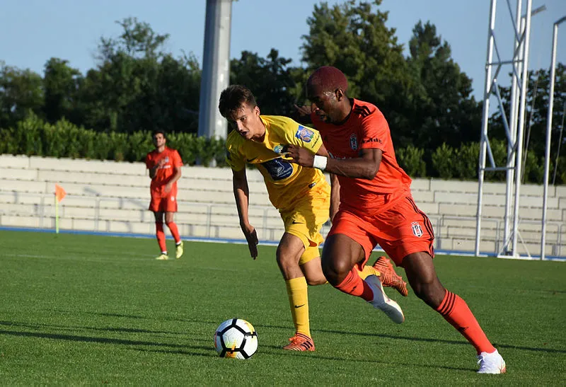 Beşiktaş hazırlık maçında Macar ekibi Gyirmot'u 4-1'lik skorla rahat yendi - 1