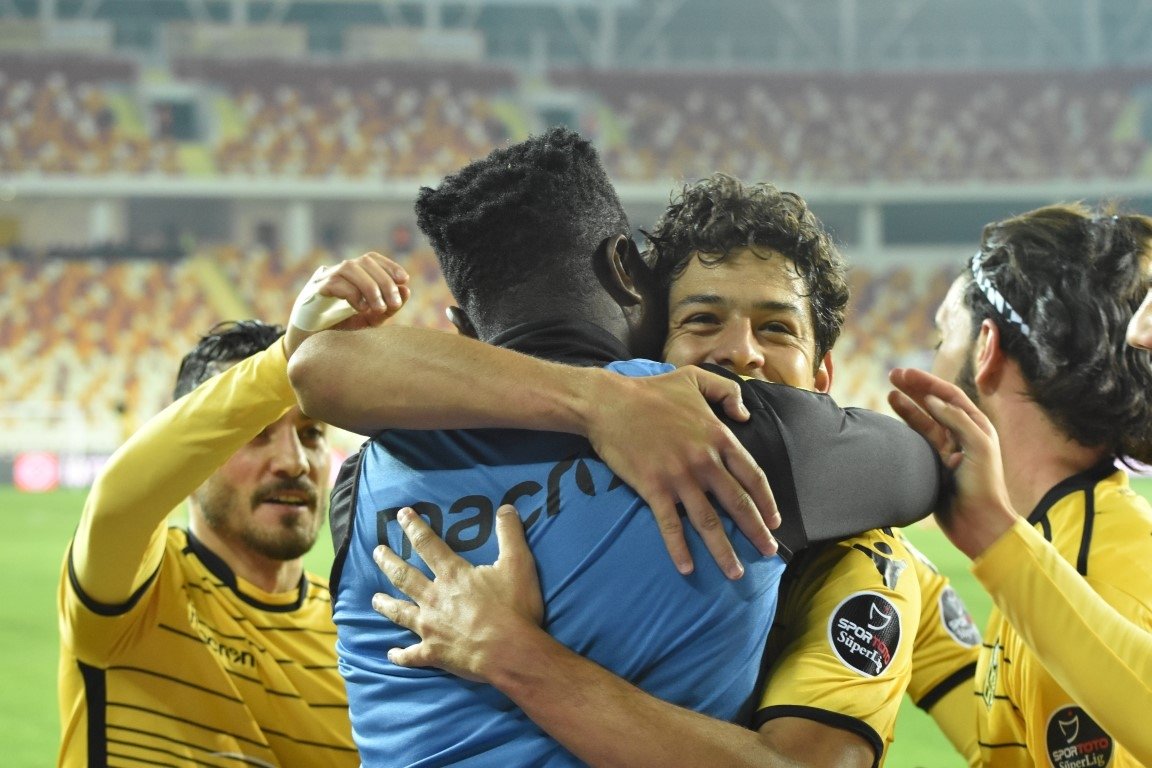 5-0’lık yenilgi hüngür hüngür ağlattı