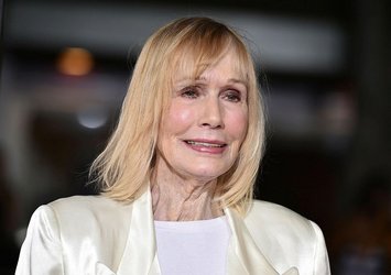 Sally Kellerman kimdir?