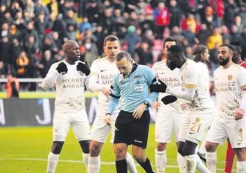 A.Gücü’nden hakem isyanı