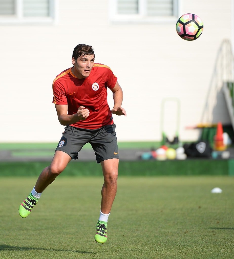 Galatasaray’da yolcular belli oldu