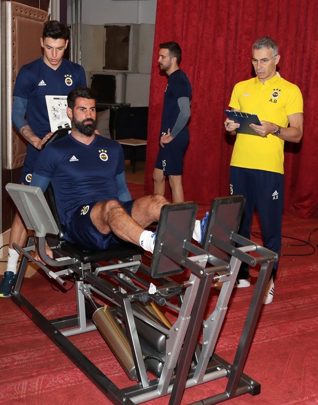 Fenerbahçe’de Berke Özer krizi!