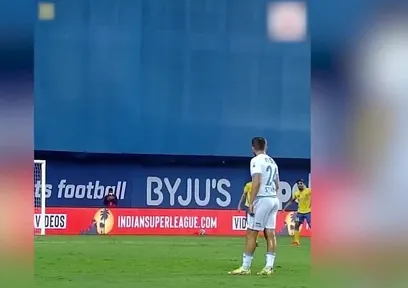 Hindistan Süper Ligi'nde olağanüstü gol!