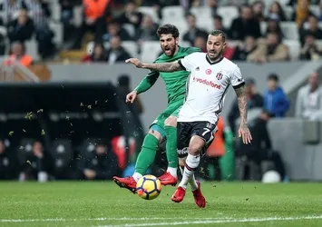 Quaresma penaltıyı kaçırdı