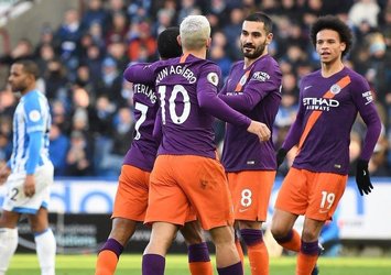 Manchester City deplasmanda coştu