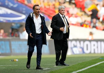 Carlos Carvalhal kovuldu!