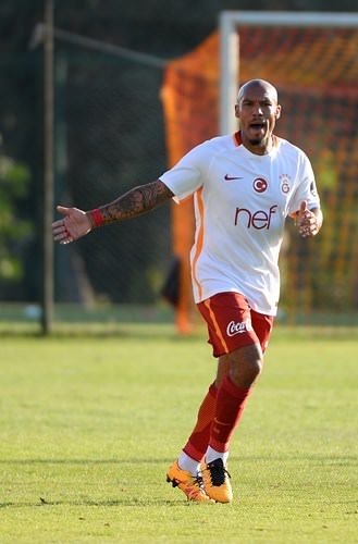 Nigel de Jong: Galatasaray ile büyüdüm