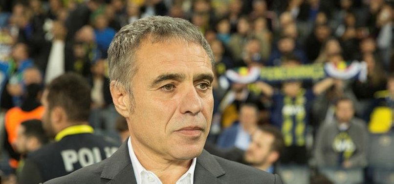 Canlı yayında açıkladı! Fenerbahçe'de 4 ayrılık 3 transfer