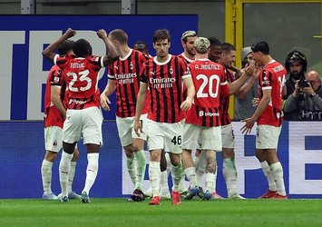 Milan Inter'i İtalya Kupası'ndan eledi!