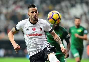 Negredo Beşiktaş kafilesine katıldı