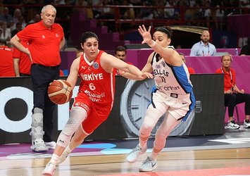 EuroBasket'te Türkiye maçında seyirci rekoru!