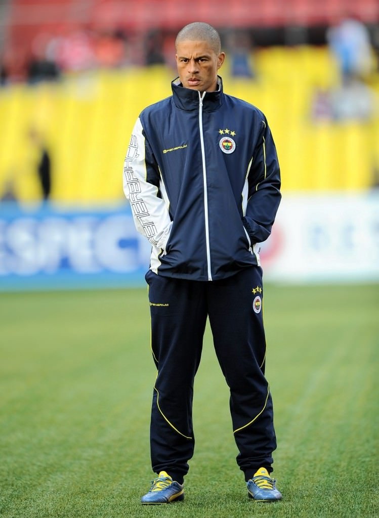 Alex de Souza ağzını fena bozdu!