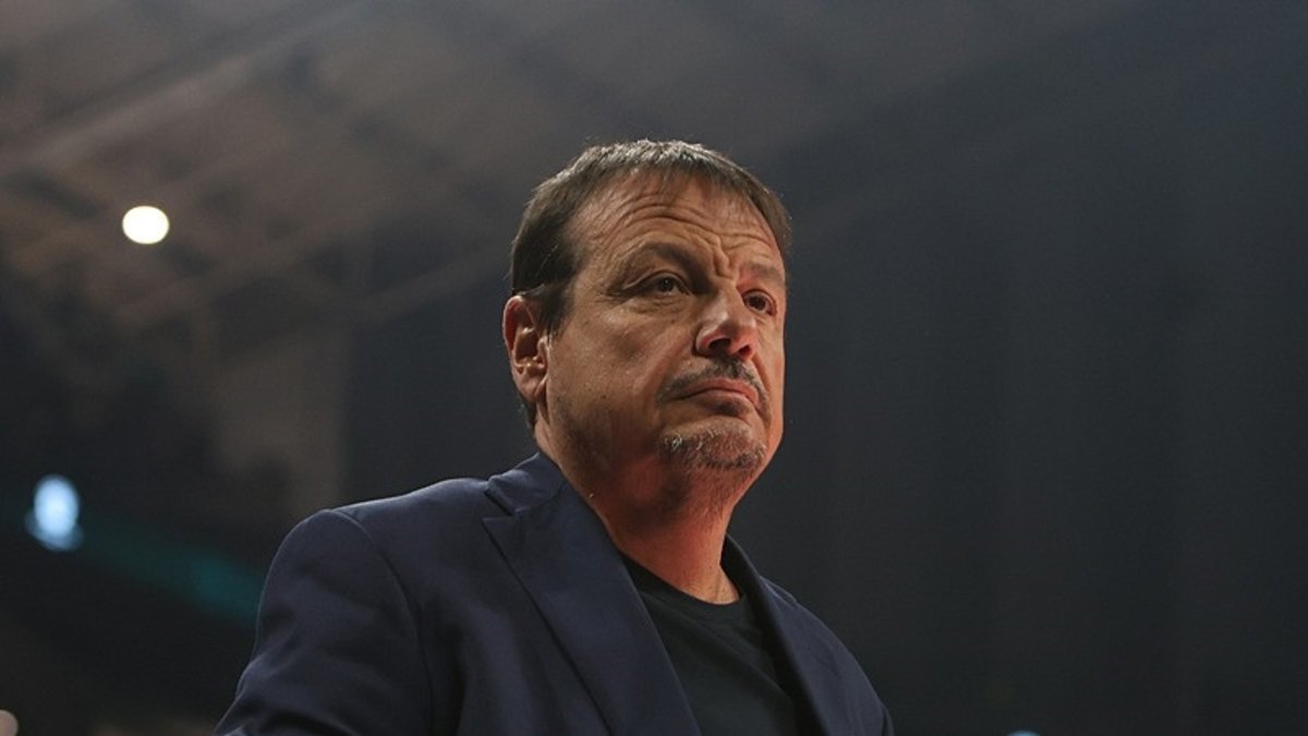 Ergin Ataman'dan Adem Bona açıklaması