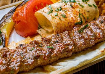 Evde Adana dürüm yapılışı, malzemeleri ve püf noktaları