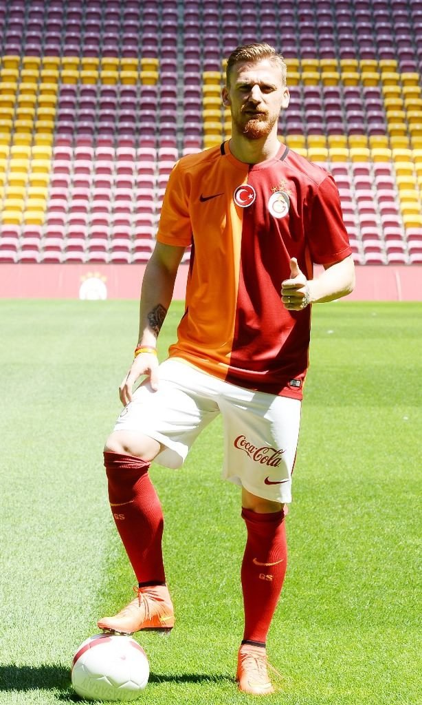 Serdar Aziz De Sok Gelisme Sayfa 1 Galatasaray 15 Aralik 2021 Carsamba
