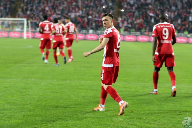 Fenerbahçe’den Mert Hakan Yandaş’a çılgın teklif!