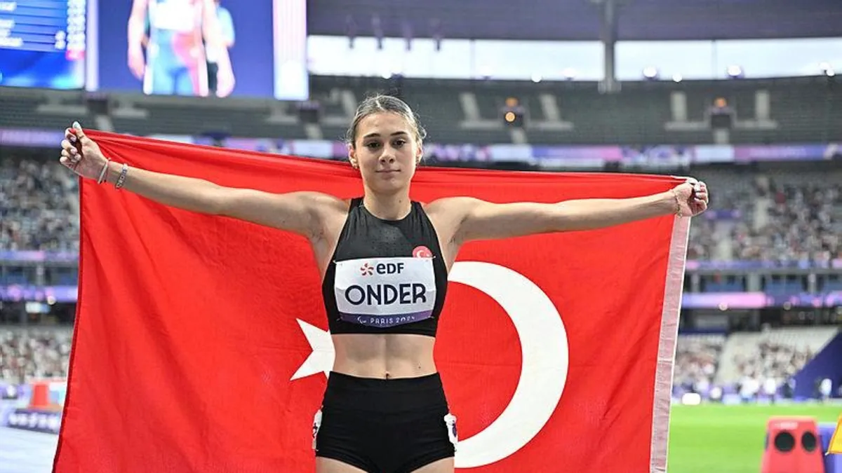 Aysel Önder gümüş madalya kazandı!