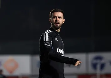 Pjanic'ten flaş paylaşım! "Sezon sonuna kadar..."