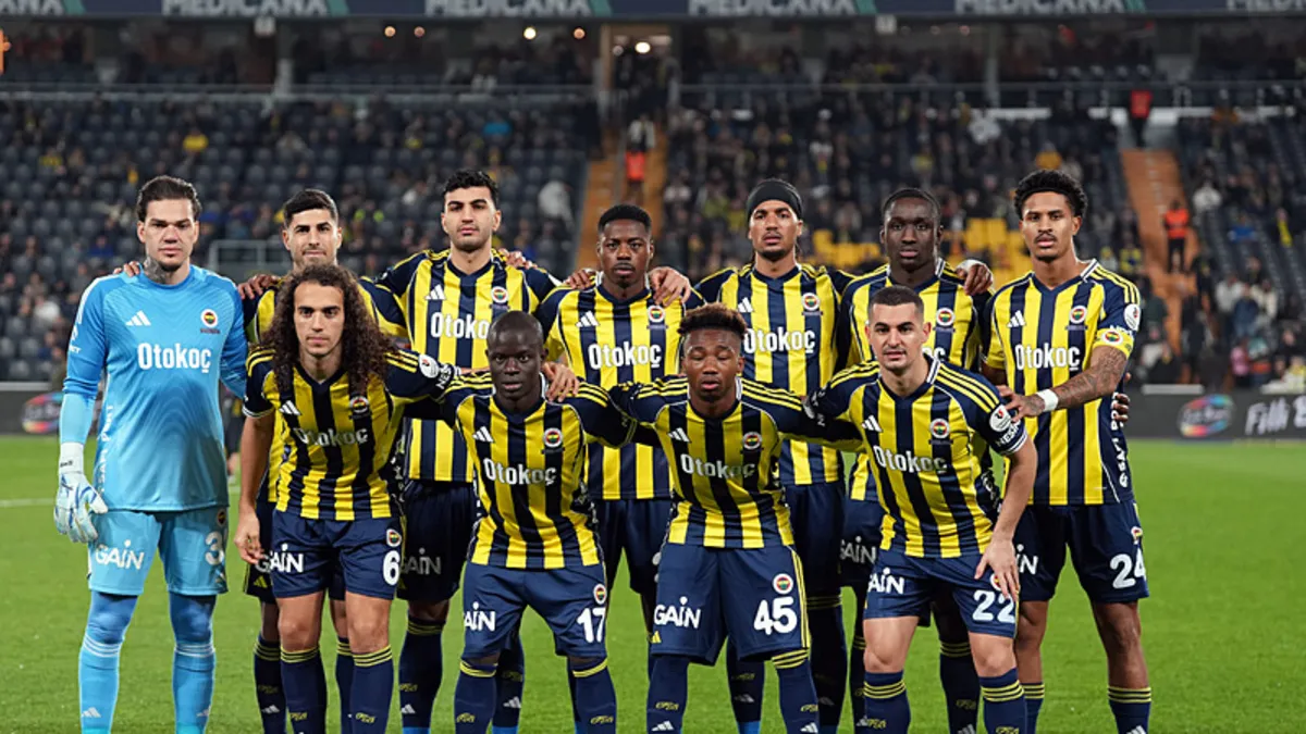 Fenerbahçe sil baştan! 11 oyuncuya veda edilecek